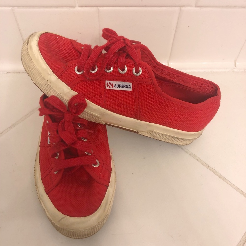 Red Classic Supergas